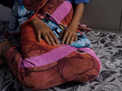 श्रीमानलाई बाँधेर २ महिनाकी सुत्केरीमाथि बलात्कार
