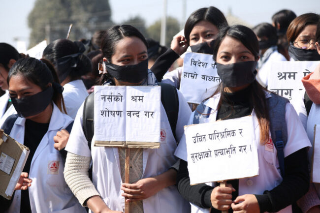 देशभरका नर्सहरु आन्दोलित